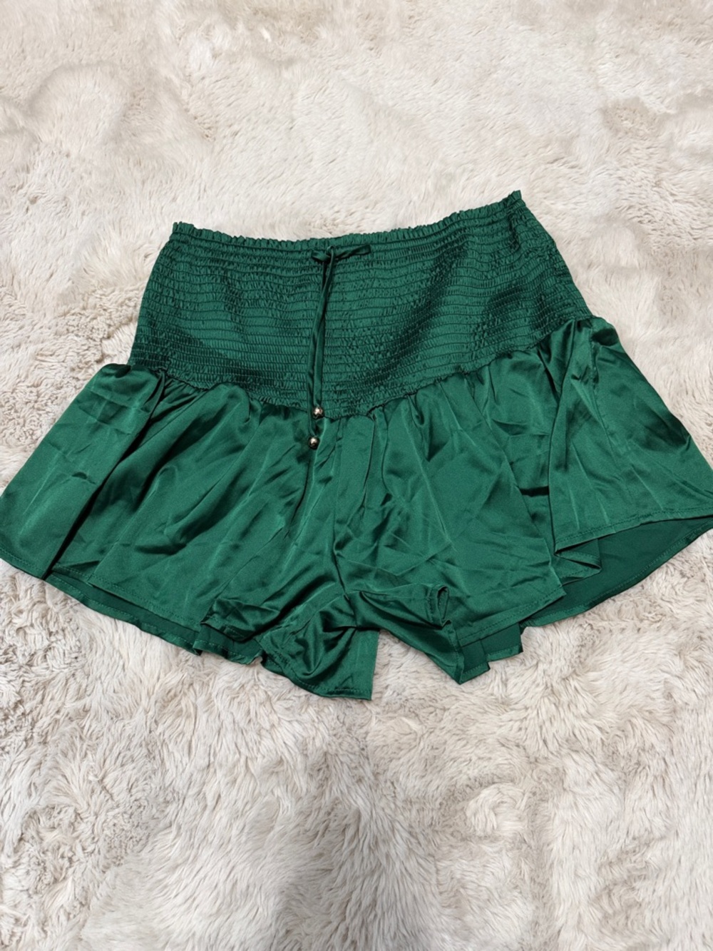 Women’s High-Rise Emerald Green Ruffle Skort with Smocked Waist